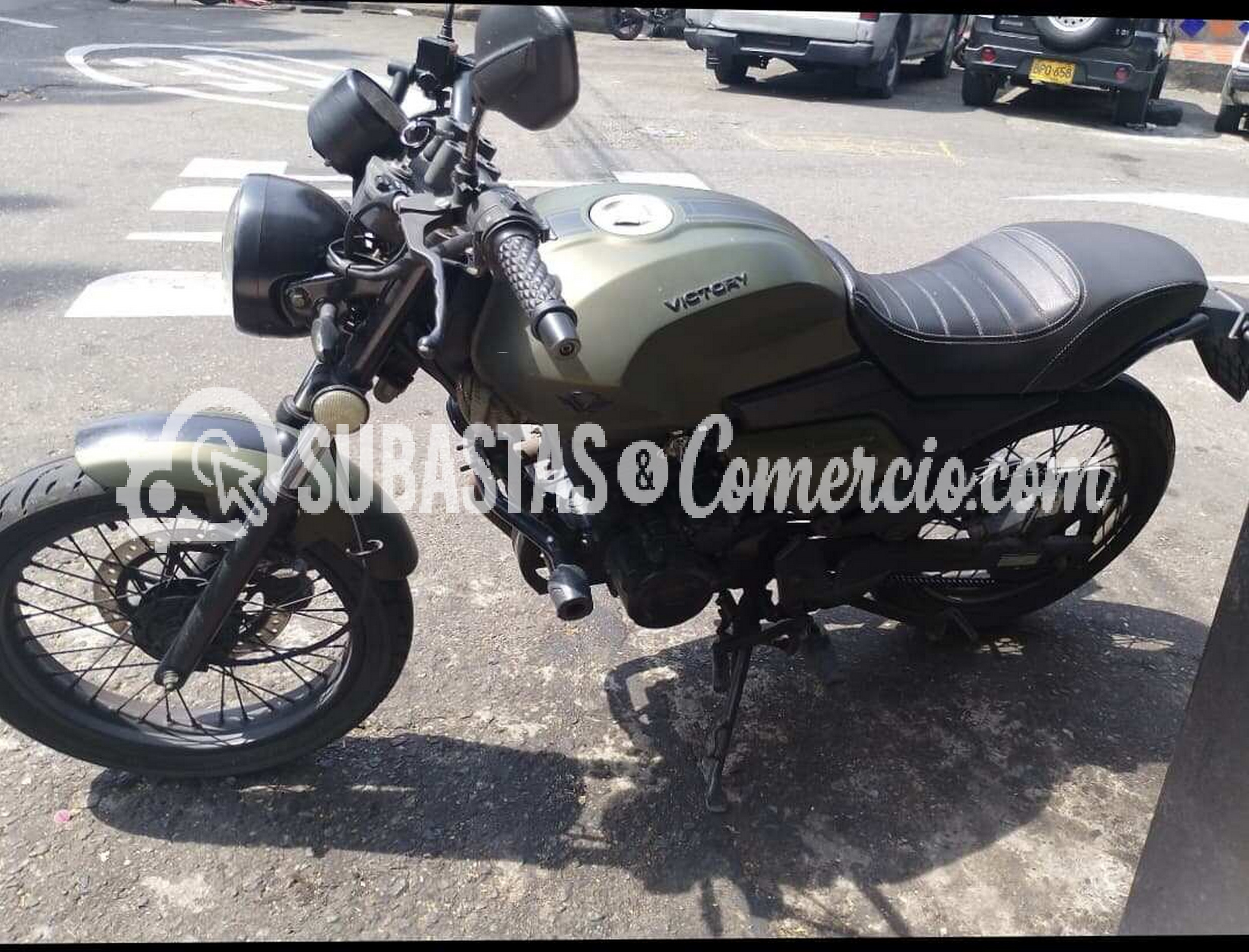 Motocicleta Victory  Bomber 150 mt 150cc Mod.2023 Placa - HCB83G